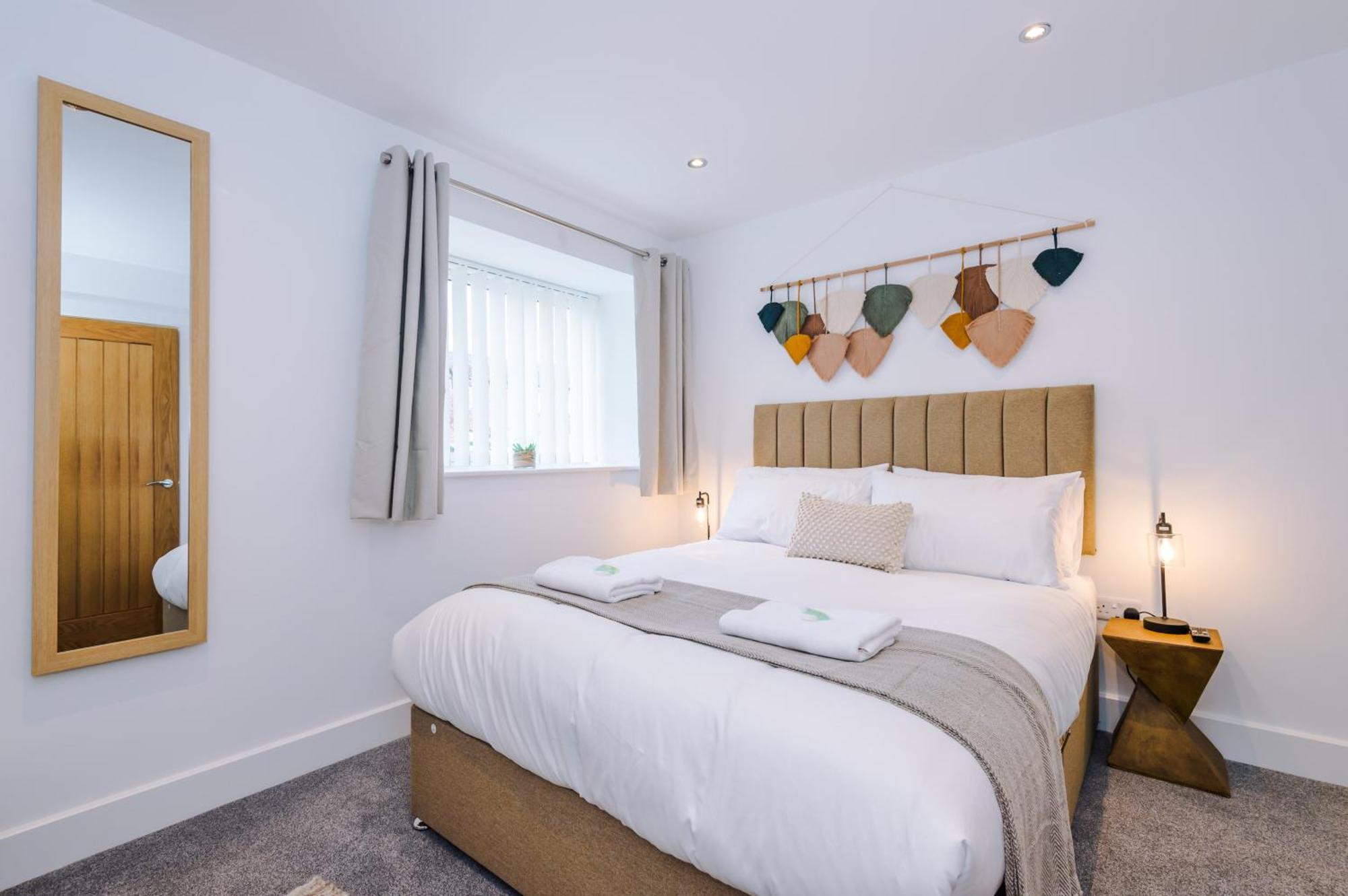 Number 21: A Breathtaking Chester Cottage With Parking Mollington  외부 사진